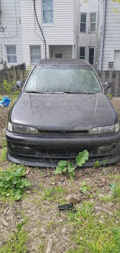 Double junk car removal Harrisburg North 14th St - 2 Honda Civics